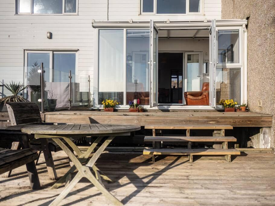 Sunset House By Air Premier