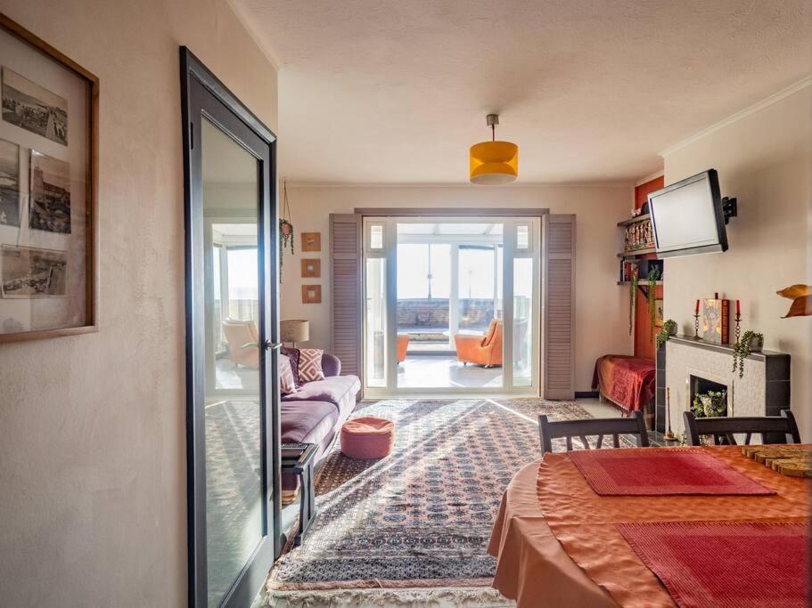 Sunset House By Air Premier Seaford